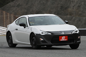 TOYOTA 86 RC
