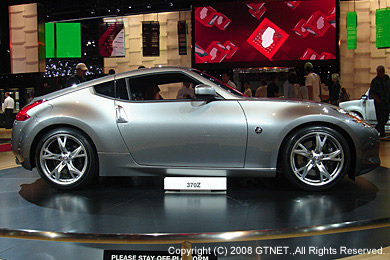 フェアレディZ Z34　横画像