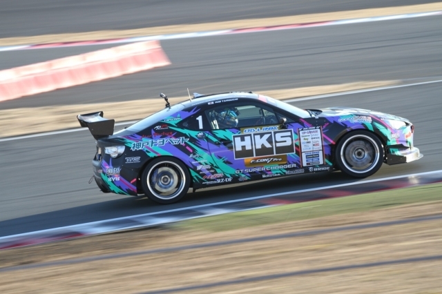 HKSプレミアムデイ2013 86＆BRZ 5LAP BATTLE