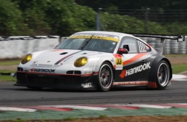 GT300クラス予選トップはHANKOOK PORCHE