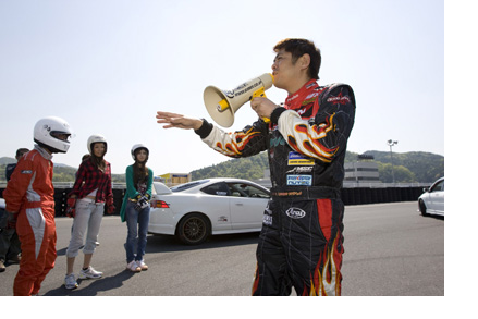 筑波サーキットドライビングレッスン
