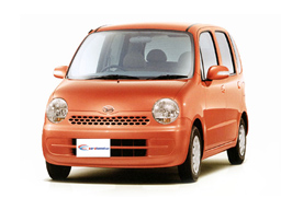 ムーヴラテ 初代（2004年～2009年）