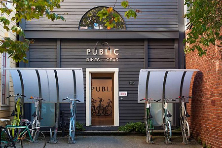PUBLIC BIKESの本国の店舗
