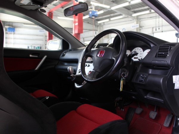 Gtnet 福岡ブログ 新入庫 ちょっと珍しいシビックタイプr Ep3 入庫しました お問い合わせno910840 詳細ページ 18年3月31日