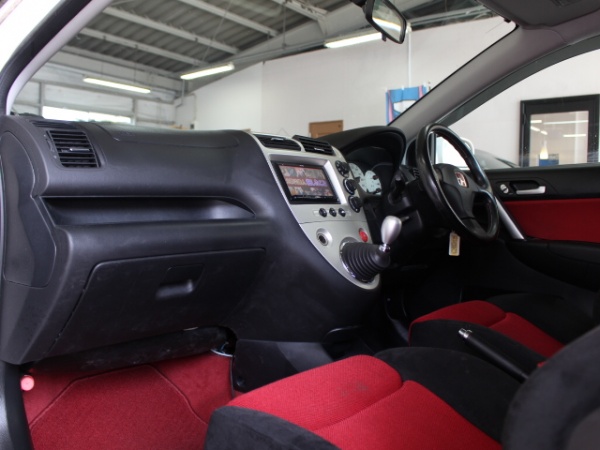 Gtnet 福岡ブログ 新入庫 ちょっと珍しいシビックタイプr Ep3 入庫しました お問い合わせno910840 詳細ページ 18年3月31日