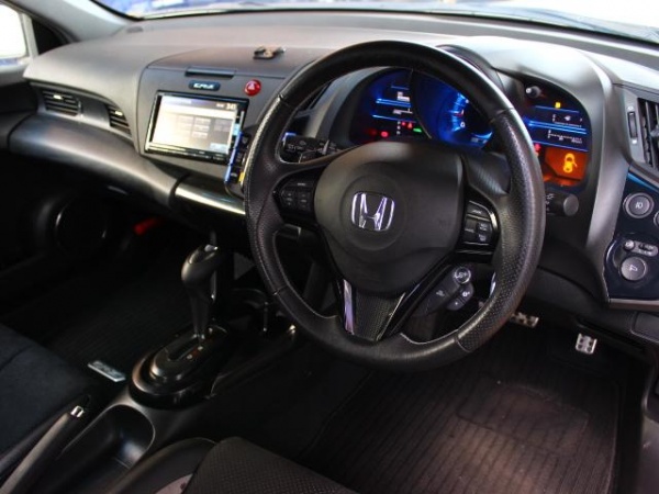 CR-Z αマスターレーベル
