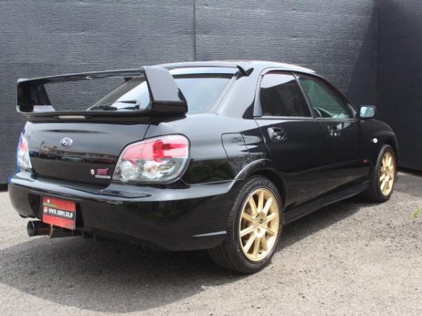 スバル インプレッサ WRX STI