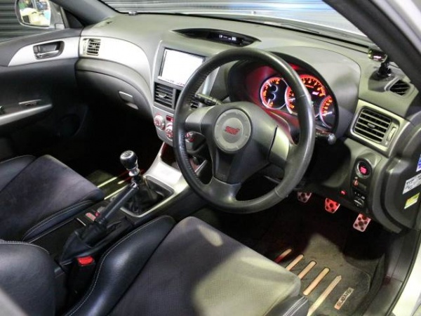 スバル インプレッサWRX STI