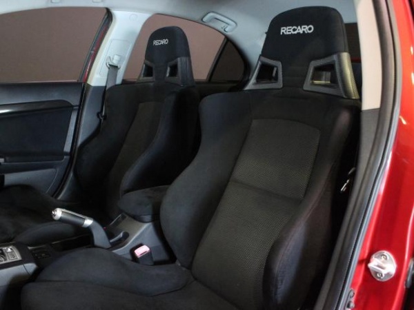 ミツビシ　ランサーエボリューション10　GSR　