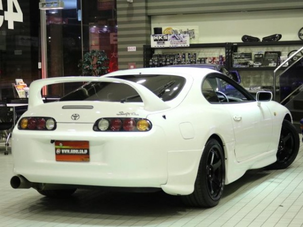 トヨタ　スープラ　SZ-R