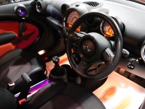 MINIクロスオーバー　内装