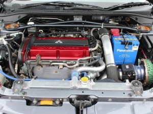 ランサーエボリューション9MR エンジンンルーム
