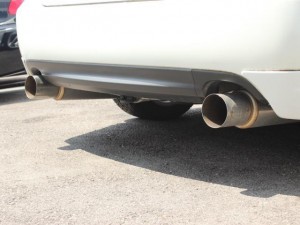 レガシィB4 2.0GT 柿本マフラー