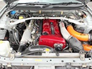 スカイラインGT-R Vスペック　エンジンルーム