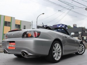 S2000 2.2リッター　リヤ