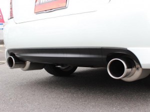 レガシィB4 2.0GTスペックB　STIマフラー