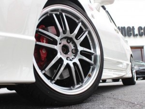 ボルクレーシング18インチアルミ