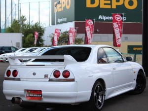 R33スカイラインGT-R　リヤ