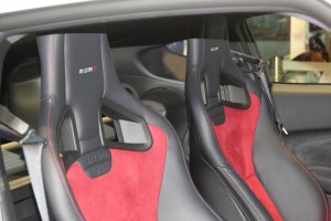 NISMO専用チューニングRECAROシート