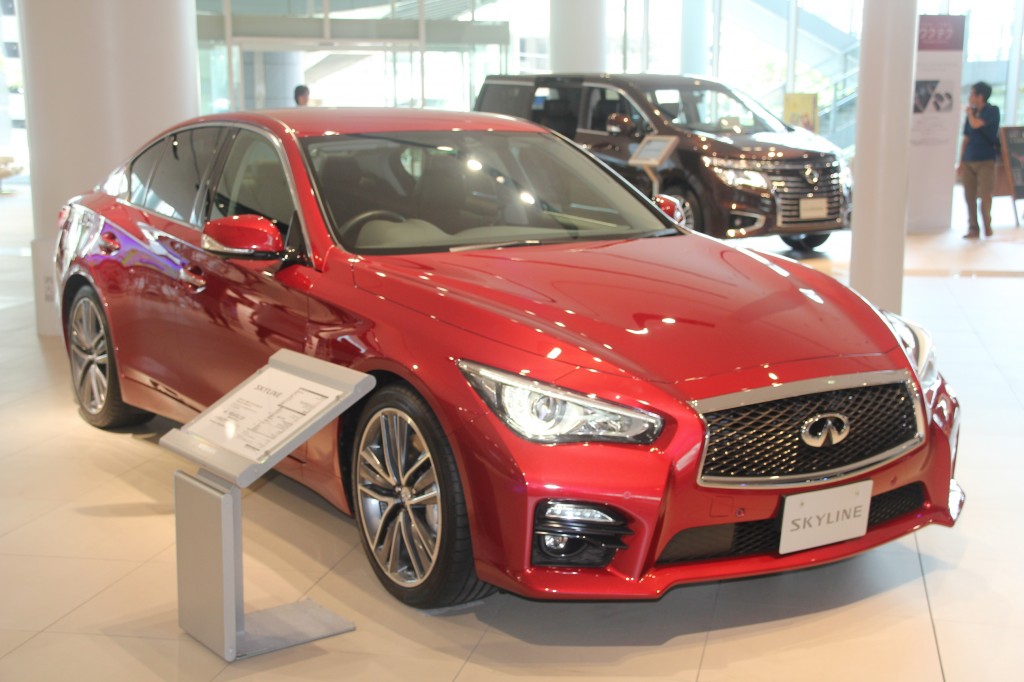 新型スカイライン350GTタイプSPハイブリッド