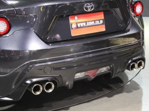 86TRDリヤバンパー　画像