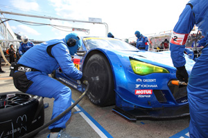 #61 SUBARU BRZ R&D SPORT ピット風景