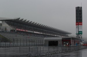 予選の天候は、終日雨