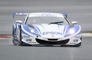 ウェットコンディションの中、GT500トップタイムを出したのは#32 EPSON HSV-010