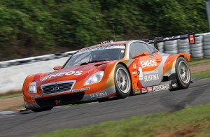 GT500クラス予選トップは、ENEOS SUSTINA SC430