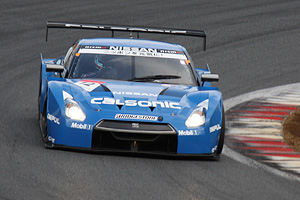 GT500クラス予選トップの#12 カルソニックIMPUL GT-R