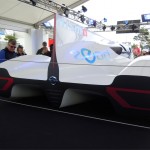 日産が金曜日に発表した『ニッサンZEOD RC』のモックアップ車輌。2014年に環境技術を採り入れるチームに用意される参戦特別枠“ガレージNo.56”から出場することが決まり、ファンに向けてお披露目された。ユニークな車体の電気自動車で来年の24時間レースに参戦する