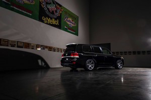 2016-toyota-land-cruiser-momo-wheels