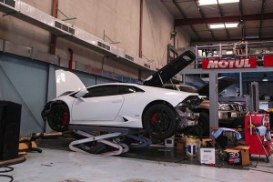 f-performance-shop-tour-lambo