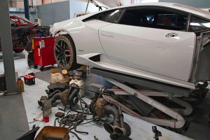 f-performance-shop-tour-lamborghini