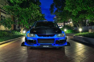 2002-mitsubishi-lancer-evolution-vii-varis-front-bumper