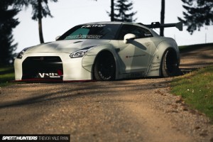 liberty-walk-r35-gtr_28