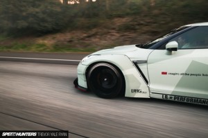 liberty-walk-r35-gtr_43