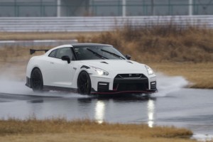 2020nismo_gt-r_thum - 2