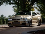 誰かが7万ドルを支払って、私にニスモCRS仕様のMスペック Nür R34 GT-Rを撮影させた。