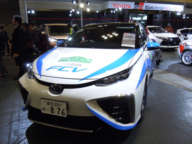 大阪オートメッセ、15日まで開催3